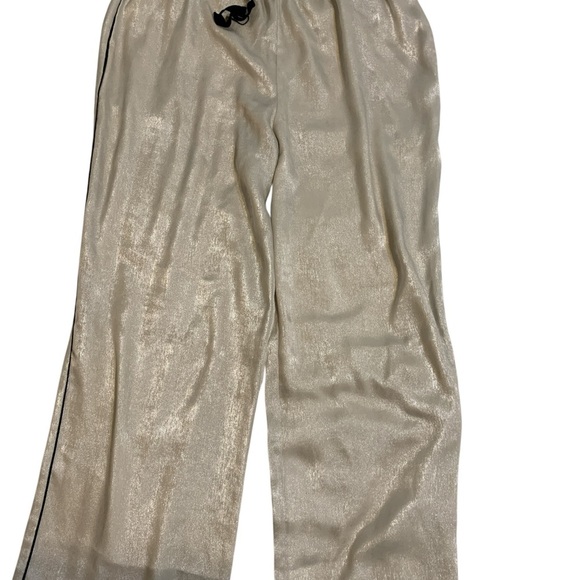 Victoria's Secret sleepwear - Picture 3 of 4